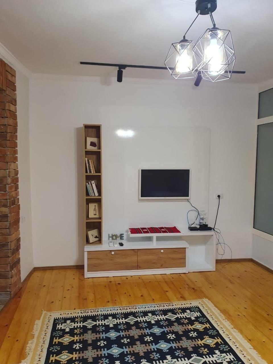 Shkodra 27 Center House Villa Buitenkant foto